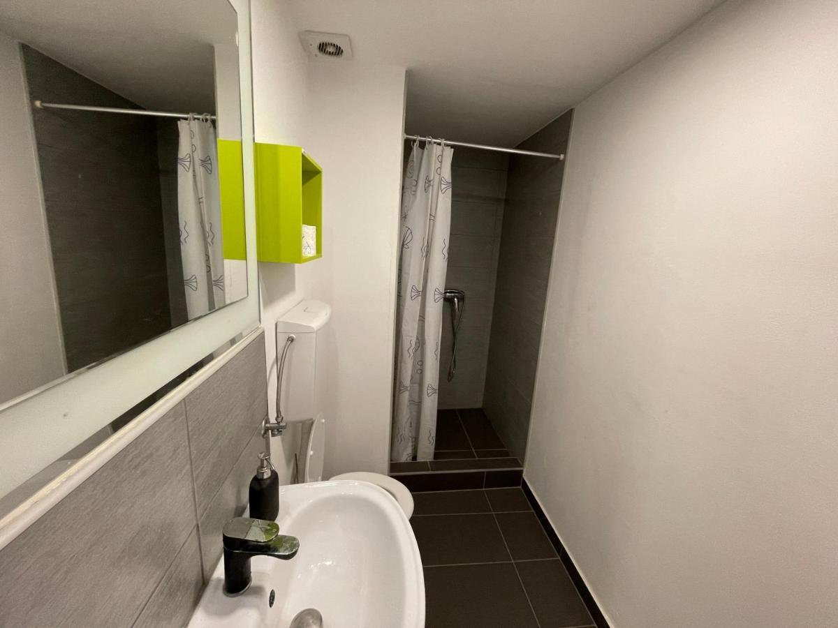 Ice Apartment Любляна Екстериор снимка